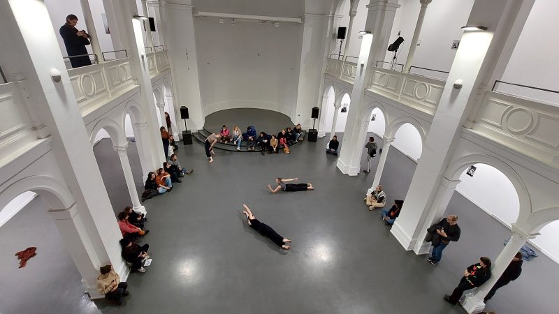 Berlyne &#8211; įspūdingas fotografės Ilmės Vyškiauskaitės ir trijų šokėjų performansas
